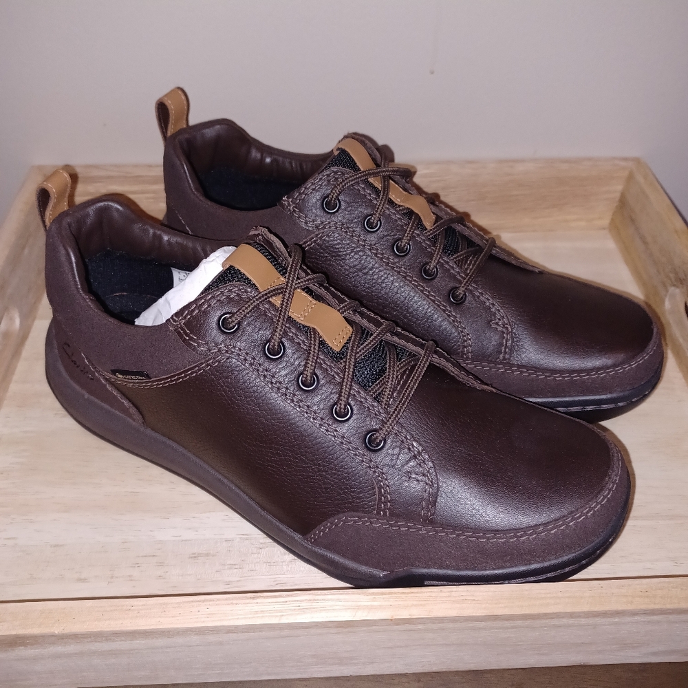 Clarks Men's Brown Leather Slip Resistant Work Shoe